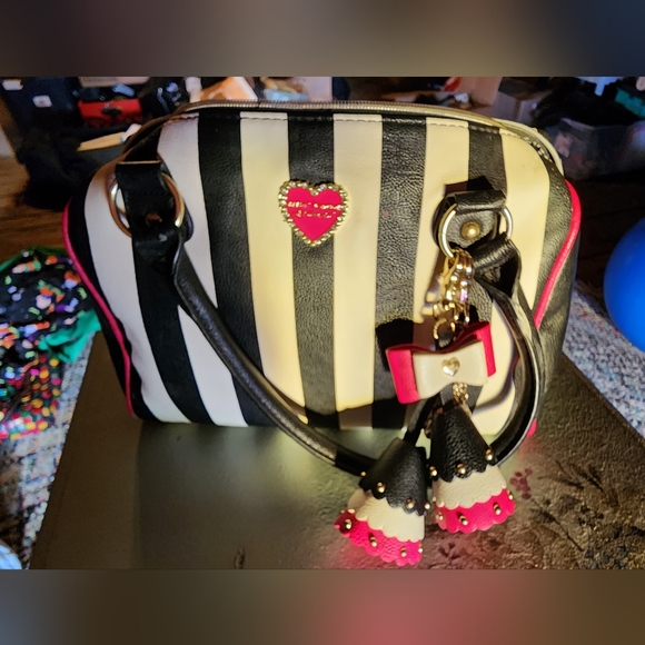 Betsy Johnson Handbag - Picture 2 of 5